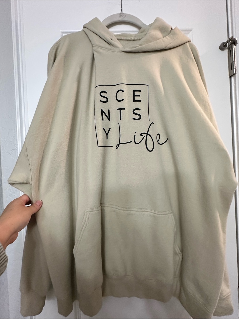 Scentsy Cream/Stone Pullover Hoodie XL with Black Logo